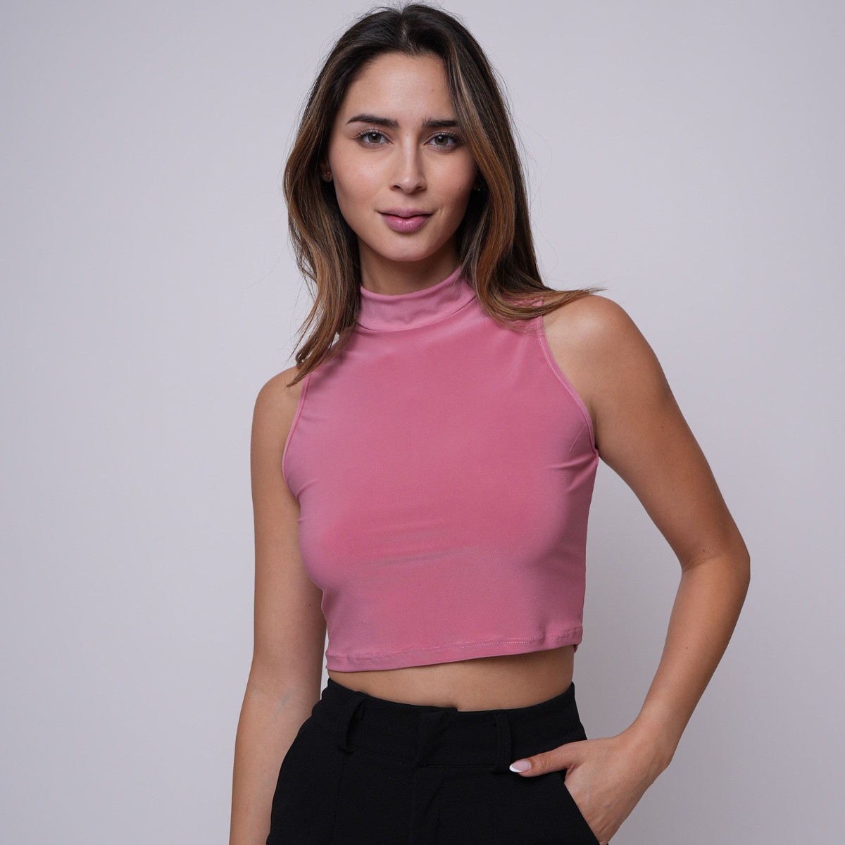 Crop Top Cuello Alto